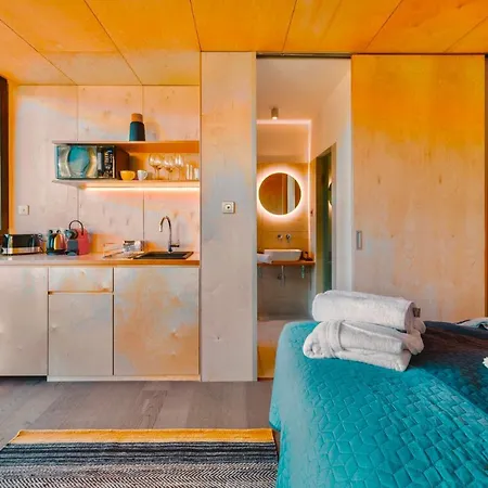 Treehouses Kapolcs מלון